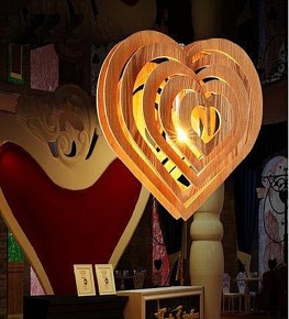 Luminária Pendente Coração em MDF