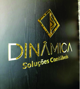 LOGOMARCA EM ESPELHO ACRÍLICO