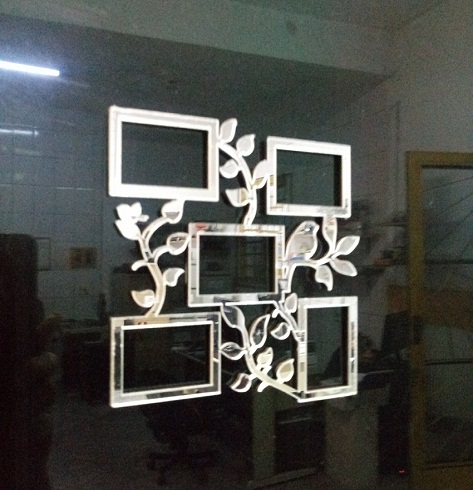 Porta Fotos De Parede Em Acrílico Espelhado